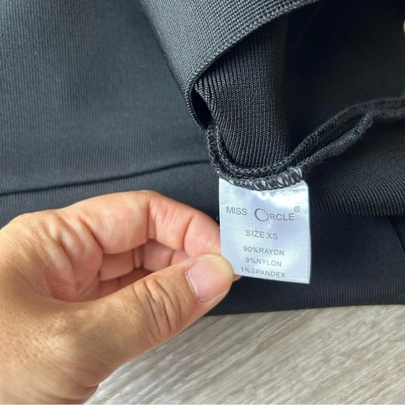 Miss Circle Lace Cut Out Front Bodycon Dress - Picture 10 of 10